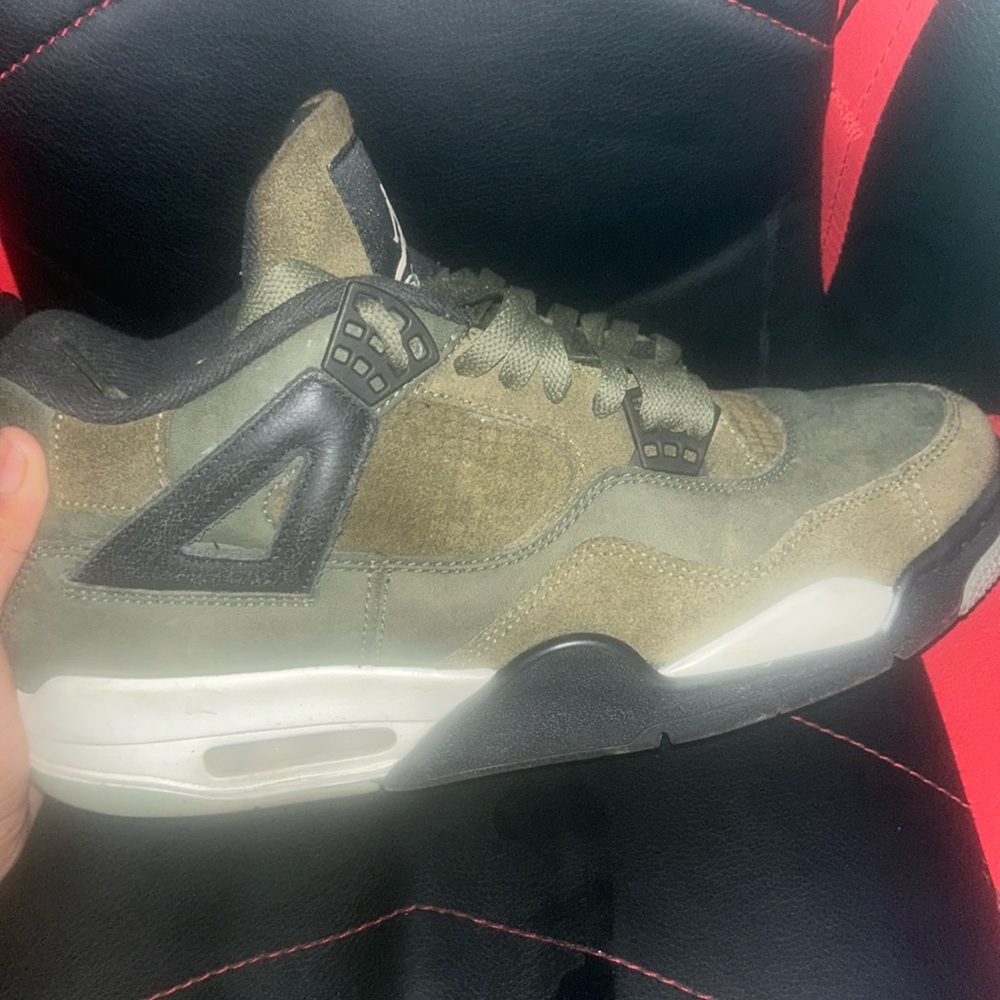 Jordan 4